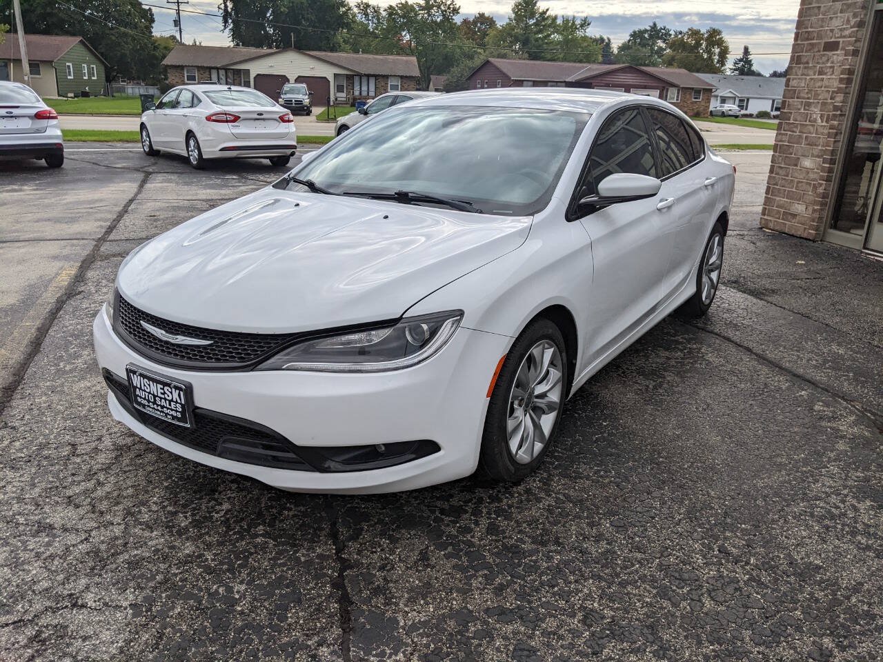 Used 2015 Chrysler 200 S w/ Navigation & Sound Group I FWD image 7