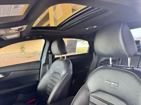 Used 2023 Kia Forte GT-Line w/ GT-Line Premium Package FWD image 17