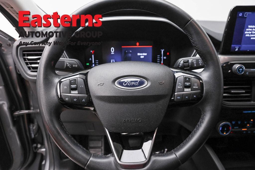 Used 2024 Ford Escape Active AWD/4WD image 12