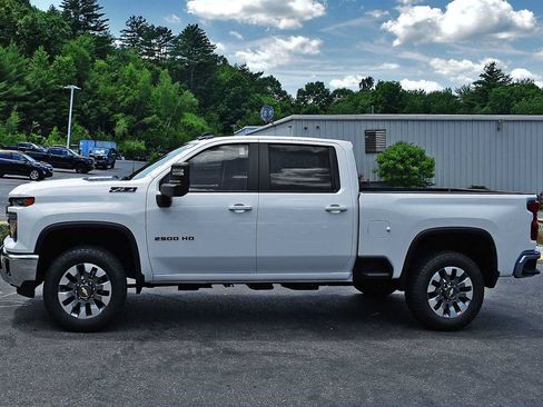 New 2026 Chevrolet Silverado 2500 LT w/ All Star Edition AWD/4WD image 4
