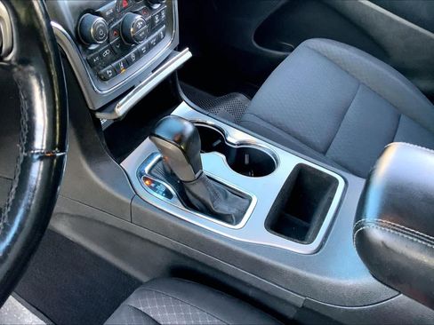 Used 2021 Jeep Grand Cherokee Freedom Edition RWD image 16