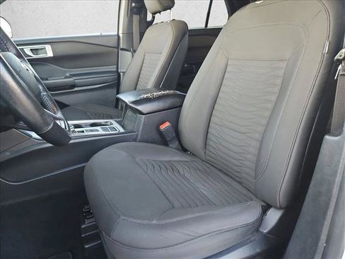 Used 2020 Ford Explorer XLT RWD image 15