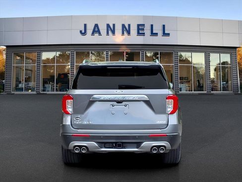 Used 2023 Ford Explorer Platinum w/ Technology Package image 6