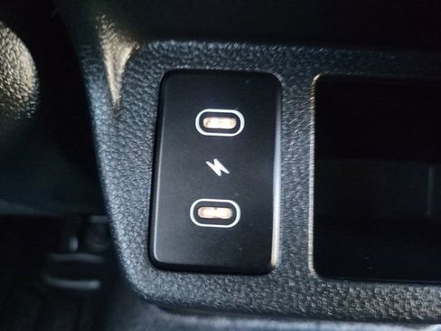 Used 2024 Kia Seltos S image 25