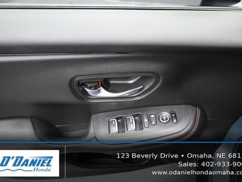 Used 2025 Honda HR-V Sport image 24