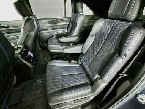 Used 2026 Cadillac Escalade IQ Sport 1 AWD/4WD image 9
