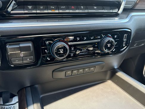 New 2026 Chevrolet Silverado 3500 High Country w/ High Country Premium Package AWD/4WD image 19