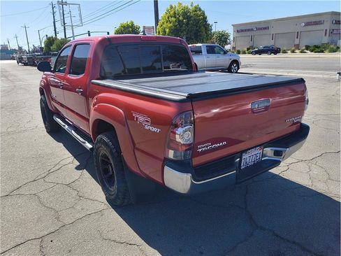 Used 2012 Toyota Tacoma PreRunner w/ SR5 Pkg RWD image 15