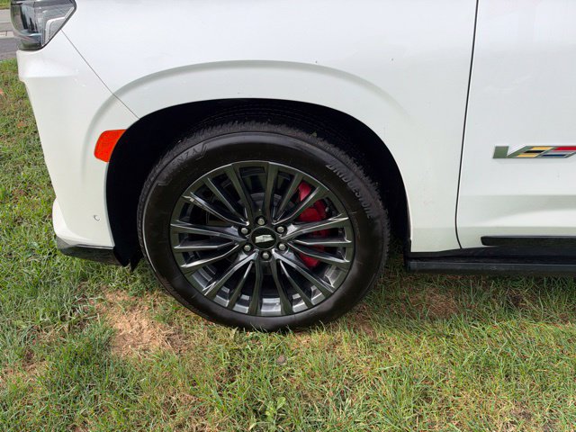 Used 2023 Cadillac Escalade V AWD/4WD image 18