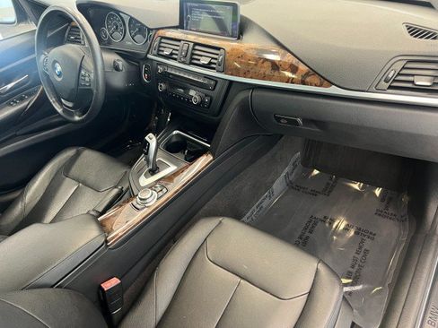 Used 2013 BMW 328i xDrive Sedan AWD/4WD image 16