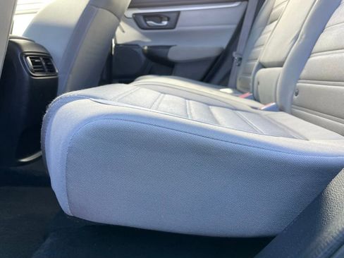 Used 2018 Honda CR-V LX image 37