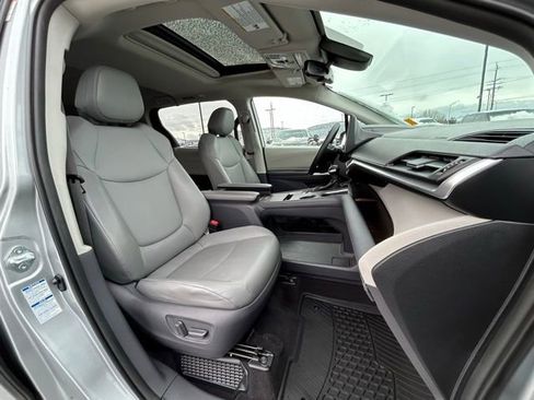 Used 2021 Toyota Sienna XLE image 35