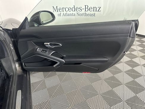 Used 2017 Porsche 911 Carrera image 14