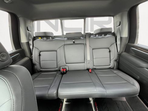 Used 2026 Chevrolet Silverado 2500 LT w/ Trail Boss Package image 20