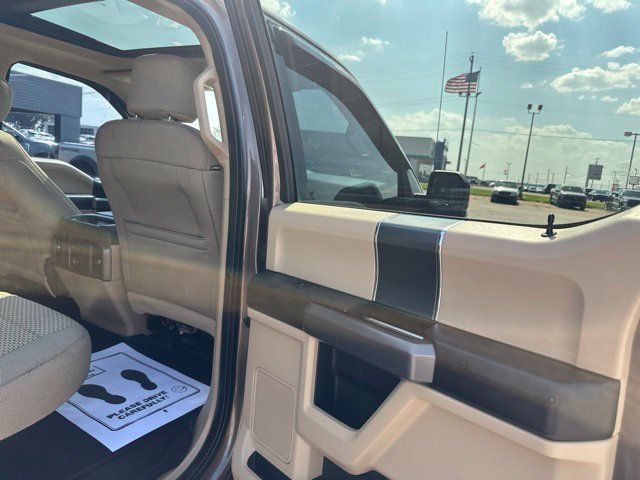 Used 2016 Ford F150 XLT w/ Equipment Group 302A Luxury AWD/4WD image 17