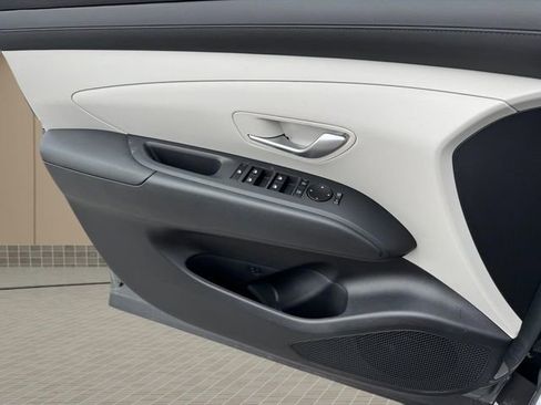 New 2026 Hyundai Tucson SEL image 16