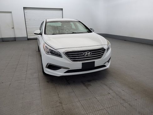 Used 2017 Hyundai Sonata SE FWD image 14
