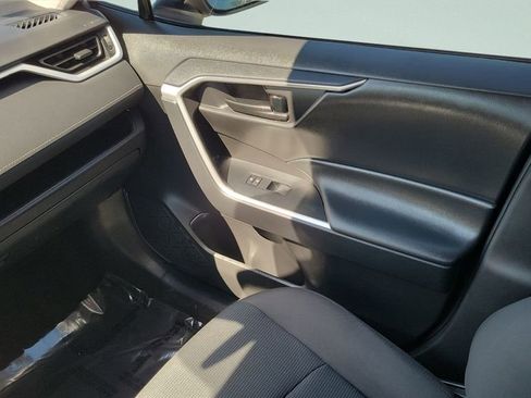 Certified 2023 Toyota RAV4 LE FWD image 13