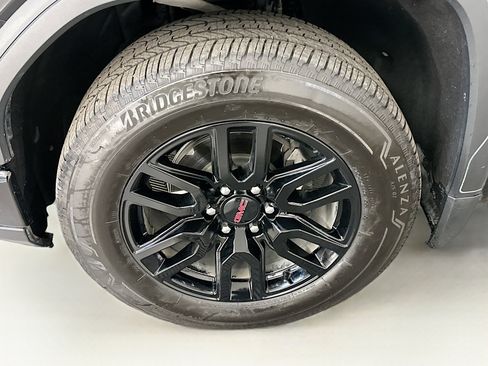 Used 2024 GMC Sierra 1500 Elevation image 11