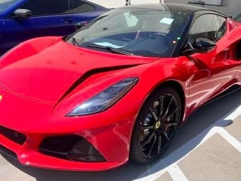 Used 2025 Lotus Emira RWD image 1