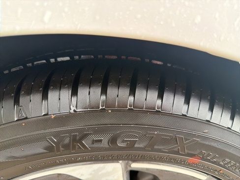 Used 2019 Honda Insight Touring image 10