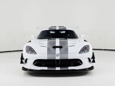 Used 2016 Dodge Viper ACR w/ Extreme Aero Package RWD image 8