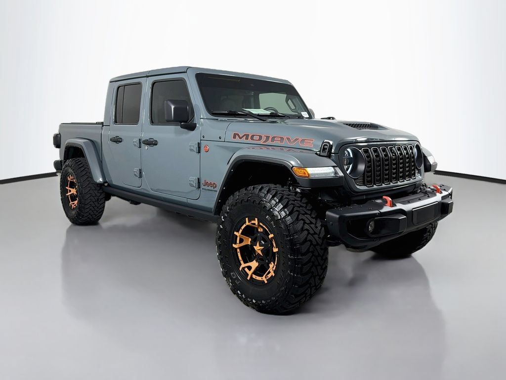 Used 2024 Jeep Gladiator Mojave AWD/4WD image 3