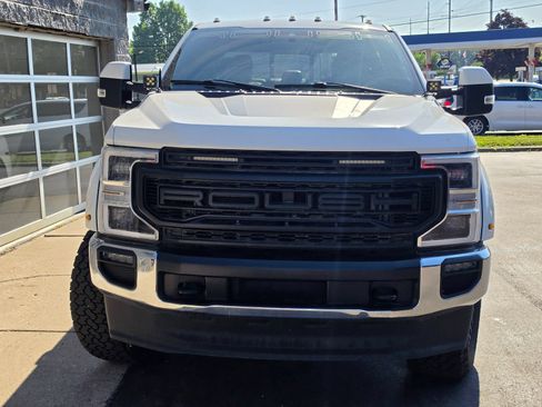 Used 2022 Ford F350 Lariat w/ Lariat Ultimate Package AWD/4WD image 2