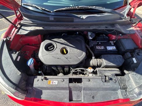 Used 2016 Kia Soul + FWD image 11