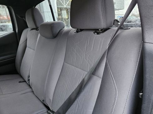 Used 2018 Toyota Tacoma SR5 image 14