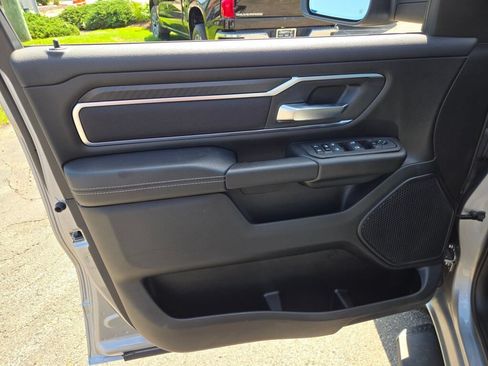 Used 2025 RAM 1500 Big Horn AWD/4WD image 19
