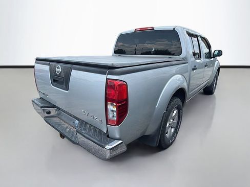 Used 2012 Nissan Frontier SV AWD/4WD image 7