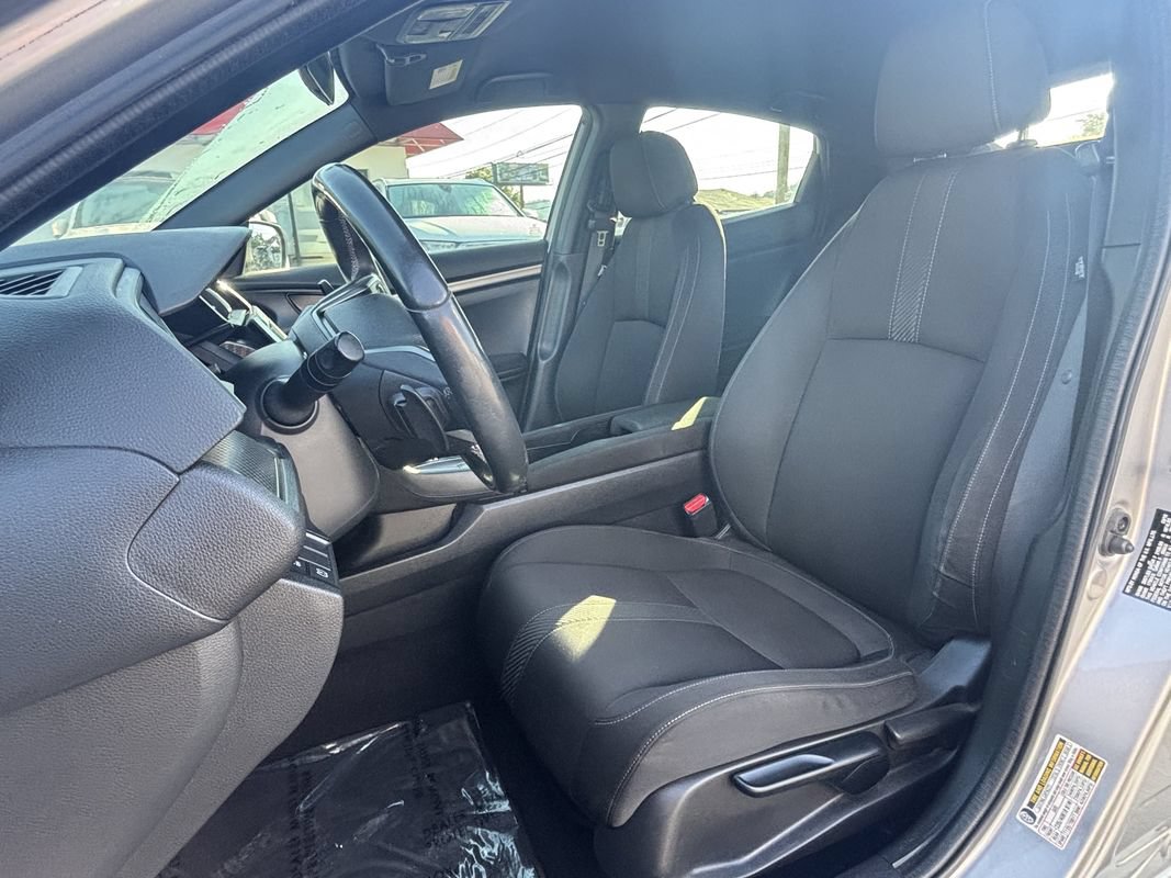 Used 2018 Honda Civic Sport image 11