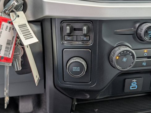 New 2026 Ford F550 2WD Regular Cab Super Duty image 17