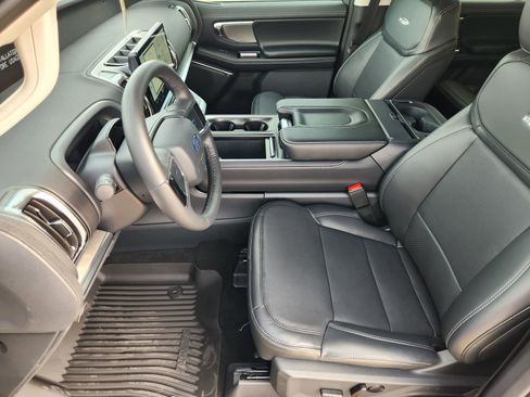 New 2026 Ford Expedition Platinum AWD/4WD image 13