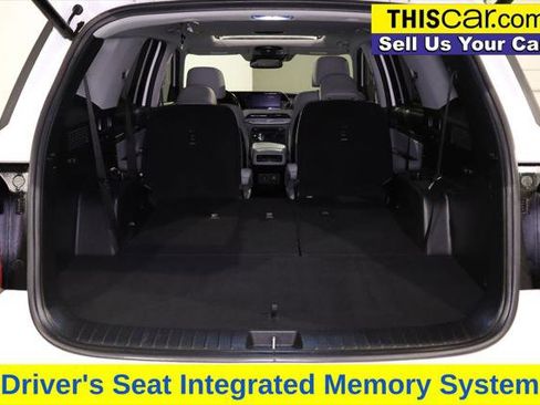 Used 2022 Hyundai Palisade SEL w/ Premium Package FWD image 31