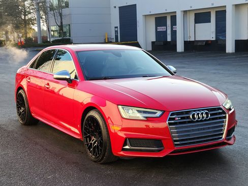 Used 2018 Audi S4 Premium Plus w/ S Sport Package image 5