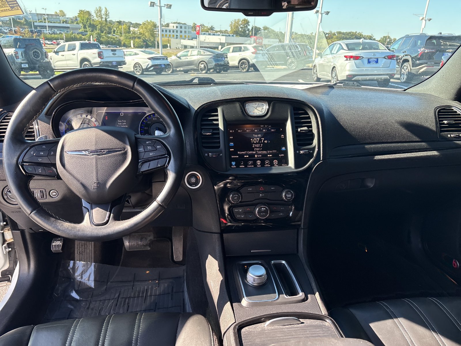 Used 2016 Chrysler 300 S RWD image 16