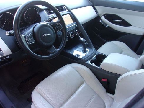 Used 2018 Jaguar E-PACE S image 8