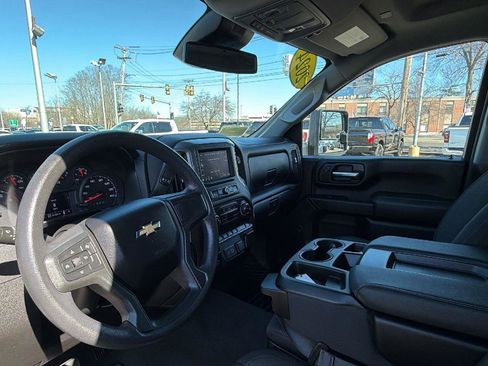 Certified 2024 Chevrolet Silverado 2500 Custom w/ Custom Value Package image 22