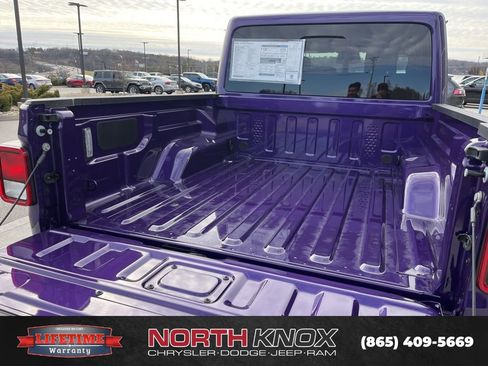 New 2026 Jeep Gladiator Sport AWD/4WD image 19