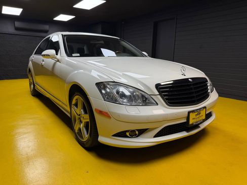 Used 2008 Mercedes-Benz S 550 image 3