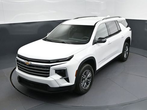 New 2026 Chevrolet Traverse LT image 31