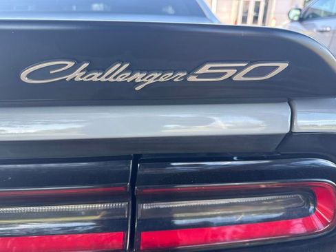 Used 2020 Dodge Challenger R/T Scat Pack RWD image 4