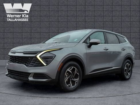 Certified 2024 Kia Sportage LX image 1