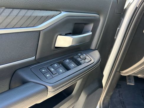 New 2026 RAM 2500 Big Horn AWD/4WD image 18