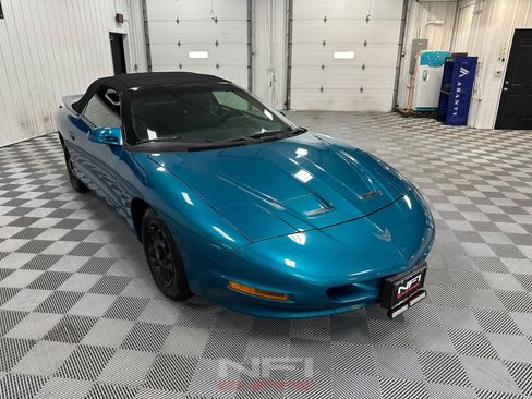 Used 1996 Pontiac Firebird Convertible RWD image 56