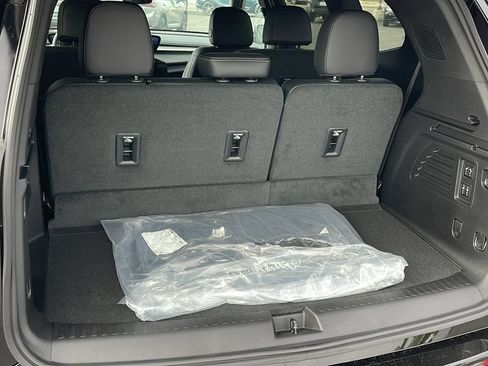 New 2026 Buick Enclave Sport Touring w/ Power Package FWD image 29