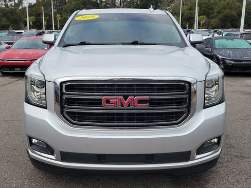 Used 2019 GMC Yukon XL SLT w/ Open Road Package image 2