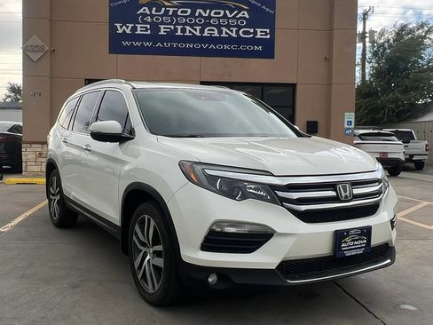 Used 2017 Honda Pilot Elite image 1